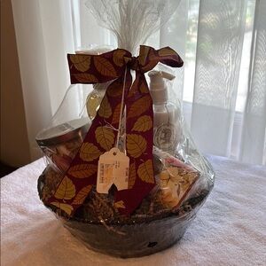 Luxurious Bath & Body Gift Set